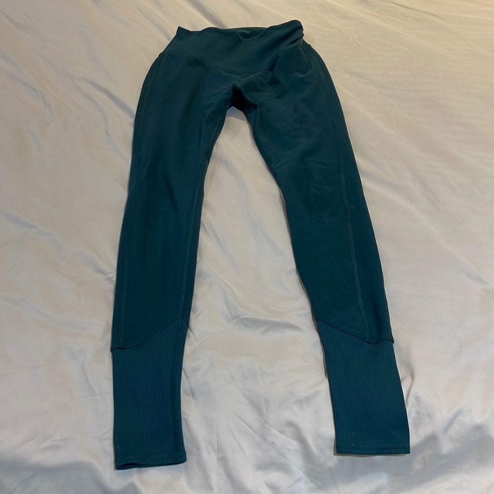 Rarely worn - forest green leggings - size small
